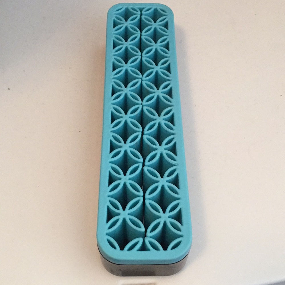 Makeup Brush Organizer